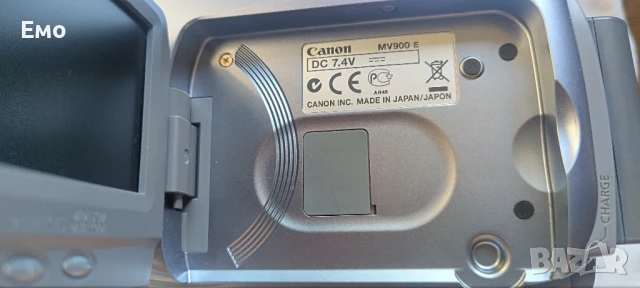 Цифрова видеокамера Canon MV900, снимка 5 - Камери - 50933084