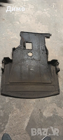 кора под двигателя бмв е46 bmw e46, снимка 5 - Части - 53137132