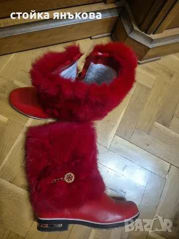 Продавам червени боти с естествен косъм., снимка 4 - Дамски боти - 48787465