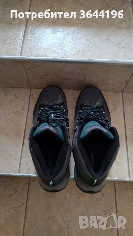 Зимни туристически обувки номер 46