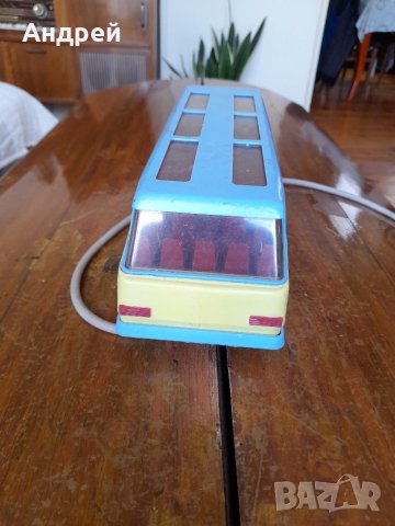 Стара играчка автобус, снимка 8 - Антикварни и старинни предмети - 41818587
