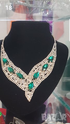Огърлица и гривна, снимка 4 - Бижутерийни комплекти - 41487326