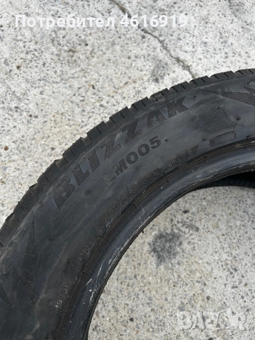 Зимни гуми Bridgestone 235/55R19, снимка 5 - Гуми и джанти - 52045320