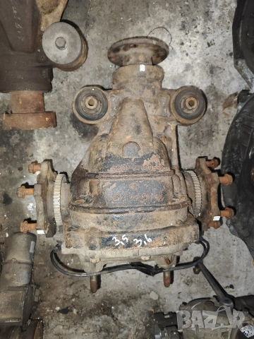 Заден Диференциал Nisan Pantfinder r51 -174кс-Двигател 2.5 -2008г