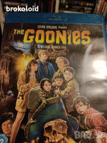 The Goonies - английски език