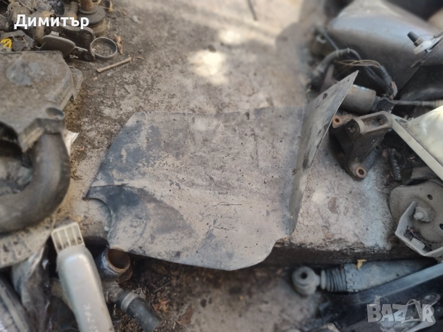 Предпазна Кора За Нисан Примера 1991г / Nisan Primera 1991y