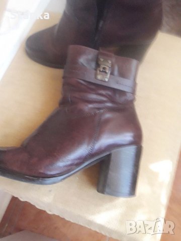 Боти, снимка 3 - Дамски боти - 34394381