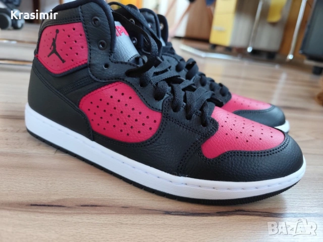 Маратонки Nike Jordan 42 номер, снимка 4 - Маратонки - 53558383