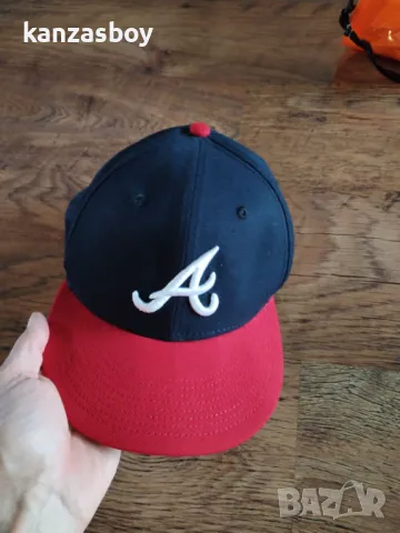 new era atlanta braves hat - страхотна мъжка шапка КАТО НОВА, снимка 4 - Шапки - 50258312