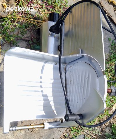 Масивна колбасорезачка, снимка 2 - Други - 42336773