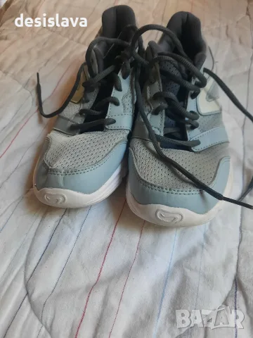 Продавам дамски маратонки Decathlon