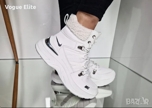 Намаление на дамски зимни боти Nike в бяло, снимка 3 - Дамски боти - 56138627