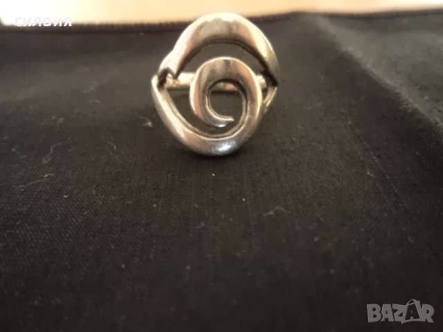 дамски сребърен пръстен, снимка 2 - Пръстени - 40445285
