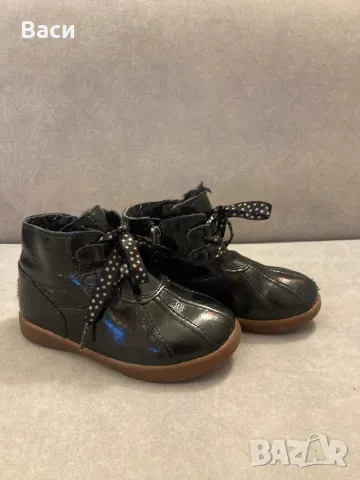 UGG оригинални детски ботушки, снимка 3 - Детски боти и ботуши - 48325221