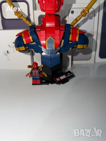 Iron spider man bust lego, снимка 3 - Колекции - 53501314