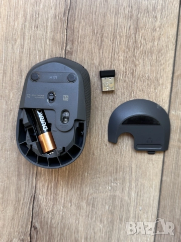Компютърна безжична мишка Logitech, снимка 2 - Клавиатури и мишки - 55780035