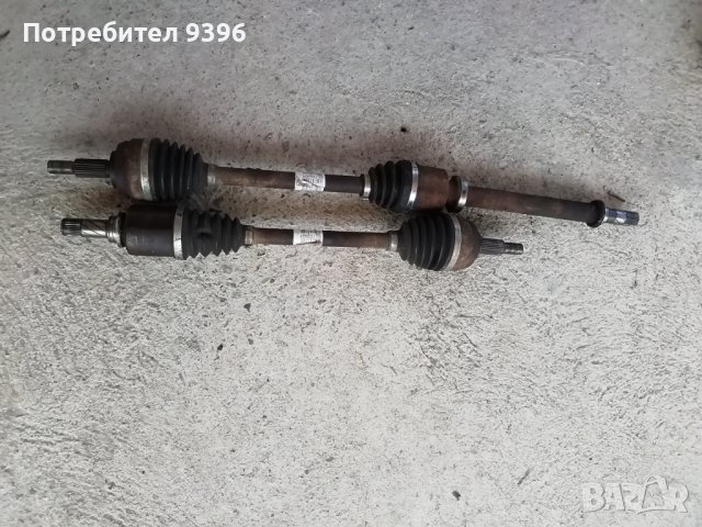 Renault Scenic 3 полуоски , снимка 3 - Части - 41505697