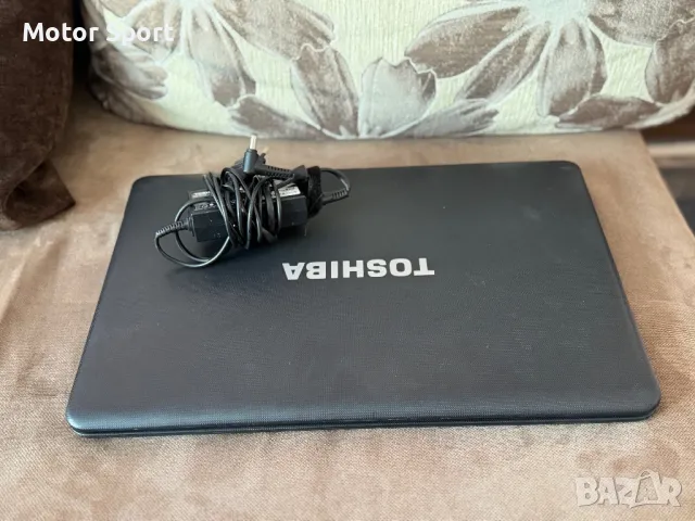 Лаптоп Toshiba 8RAM/500GB/AMD/17.3Инча., снимка 6 - Лаптопи за дома - 49259356