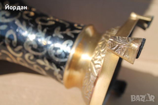 Ваза стъкло и бронз , снимка 14 - Антикварни и старинни предмети - 41715549