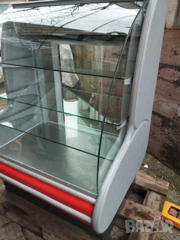 хладилна сладкарска витрина , снимка 2 - Витрини - 53490344