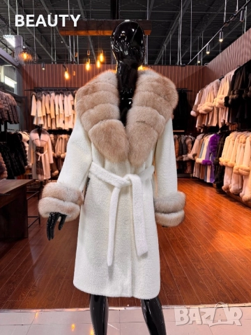 Луксозно Бяло  палто  - Лисица, снимка 4 - Палта, манта - 51644415
