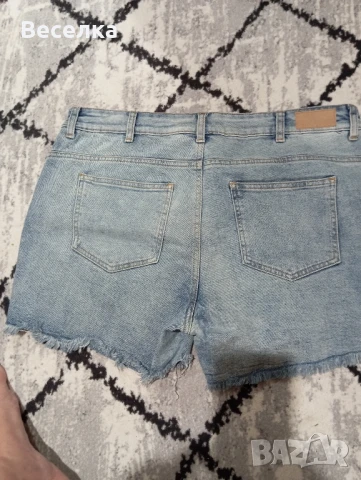 дънкови панталони , снимка 2 - Къси панталони и бермуди - 51184144
