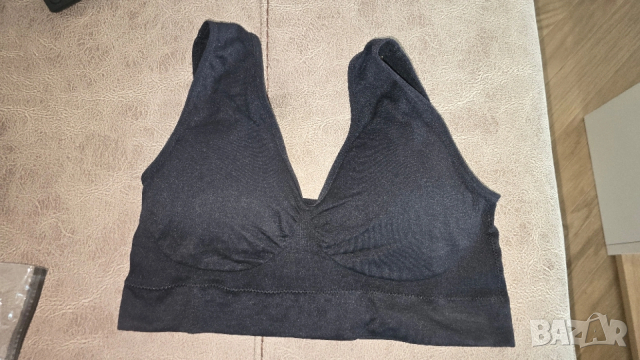 Черен спортен сутиен с подплънки 