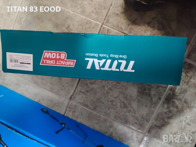 Ударна бормашина TOTAL Industrial, 810 W, снимка 2 - Бормашини - 52612152