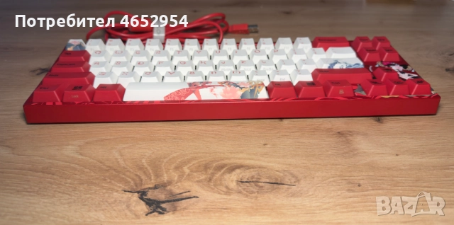 Клавиатура Ducky x Varmilo Miya Koi 65%, Cherry MX Silent Red, снимка 3 - Клавиатури и мишки - 52435790