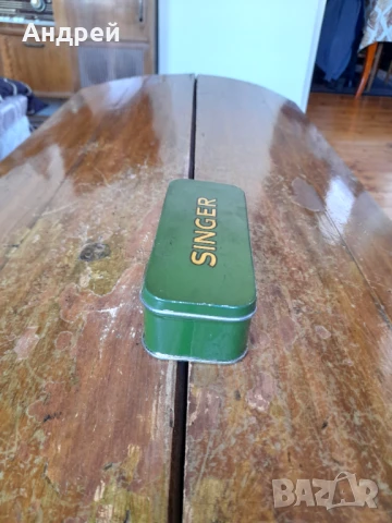 Стара кутия за принадлежности Singer, снимка 3 - Други ценни предмети - 50978669