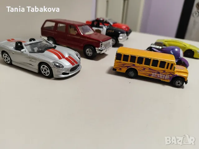 Комплект от 7 метални колички, включва и с променящи се цветове , снимка 3 - Коли, камиони, мотори, писти - 55806172