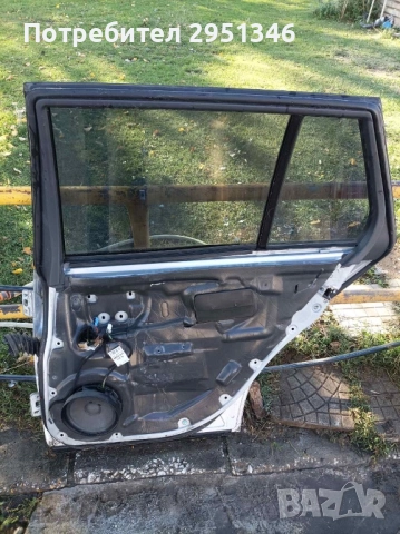 Врата за Mercedes E W211 S211, снимка 2 - Части - 51977372