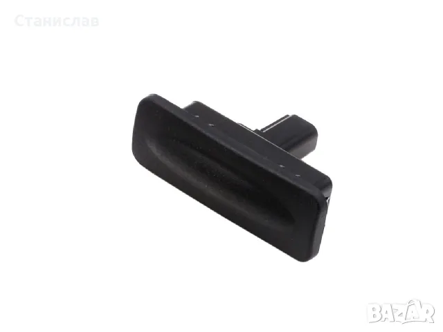 Бутон за отваряне на багажник за Kia Ceed MK2, Hyundai i30 MK2 – 81260-A5000