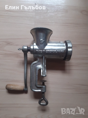 Машинка за мелене на месо, домати и други, Чехословакия