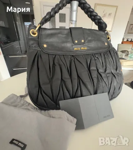 Красива дизайнерска “куфар/ Kofferbag“ чанта MiuMiu от естествена кожа черна. Нова , снимка 8 - Чанти - 49726432