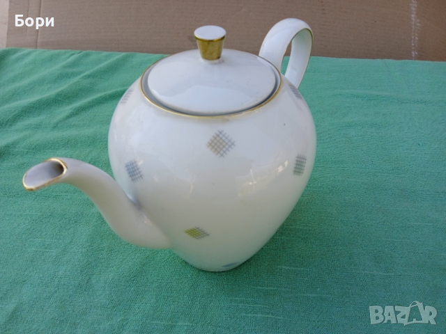 Немски класически порцеланов чайник, снимка 4 - Аксесоари за кухня - 36224398