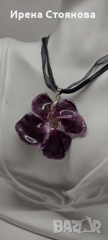 Колие с естествен цвят на Налба. Дължината е максимално 23 см, цвета е с размери 5,5/5 см. , снимка 13 - Колиета, медальони, синджири - 51090496