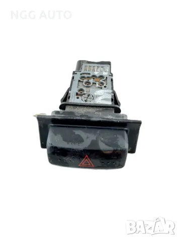 Бутон Аварийни Светлини за Мазда МПВ, Mazda MPV, (2000-2006), № LC62-66-4H0, LC62664H0