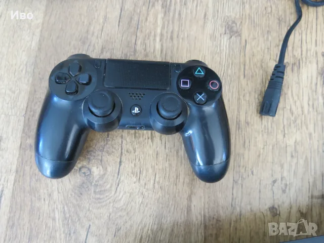 Sony PlayStation 4 PS4 500GB CUH-1216B, снимка 3 - PlayStation конзоли - 56347239