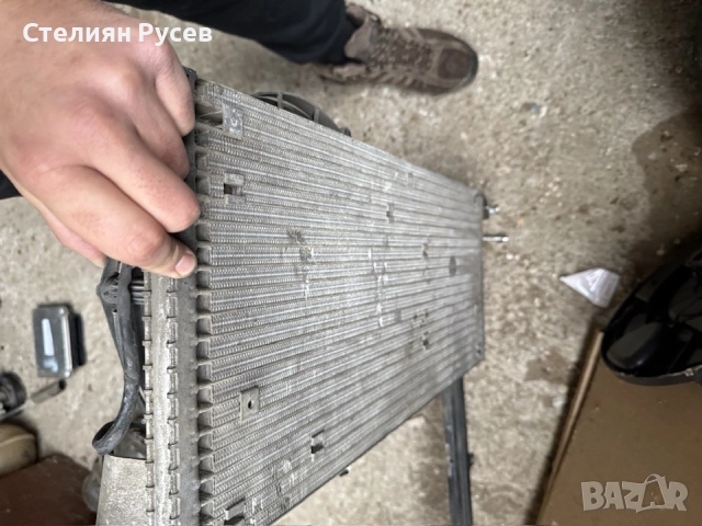 радиатор климатик + перки за opel corsa B 1.2i   цена 40 лв или 20.45 евро общо  беше пълен с фреон,, снимка 3 - Части - 52718143