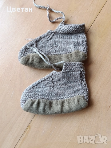 Продавам домашни вълнени терлици ръчна изработка , снимка 8 - Други - 52222912