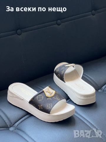 Louis Vuitton Дамски Чехли Луис Витон Код E446, снимка 2 - Чехли - 50503216