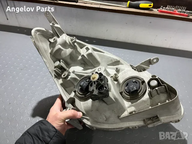 Ляв фар за Toyota Corolla Verso 2003 г., снимка 5 - Части - 48285071