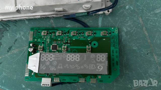 Продавам управляваща платка с дисплей за автоматична пералн               я Whirlpool AWO 6 Sense 91, снимка 2 - Части и Платки - 51110501