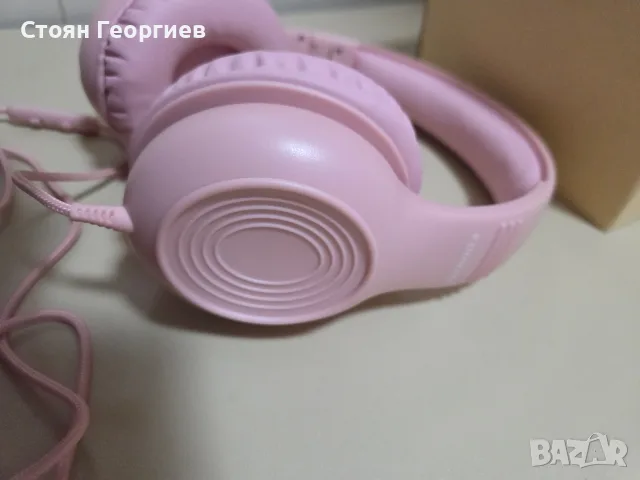 Чисто нови розови USB-C детски слушалки KonnoDизглеждат с удобна нагласяща се лента и меки наушници, снимка 2 - Слушалки и портативни колонки - 55776844