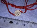 НЕЖНА ХЕНД-МЕЙД ФЕШЪН АРТ ГРИВНИЧКА За ЩАСТИЕ СРЕБРО с ФАСЕТИРАНИ ЦИРКОНИ и ЧЕРВЕНО КОНЧЕ 38270, снимка 6