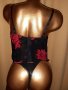 PURE 85/90 C Черен корсет на големи червени рози  , снимка 6