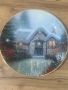 Декоративна порцеланова чинияа „Къщата на дървосекача“.САЩ., снимка 1
