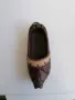 Ръчно резбована дървена обувка е красиво допълнение към всяка колекция. , снимка 5