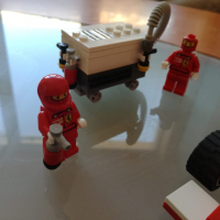 Конструктор Лего - Lego Ferrari -  8673 - Ferrari F1 Fuel Stop, снимка 4 - Колекции - 36039986